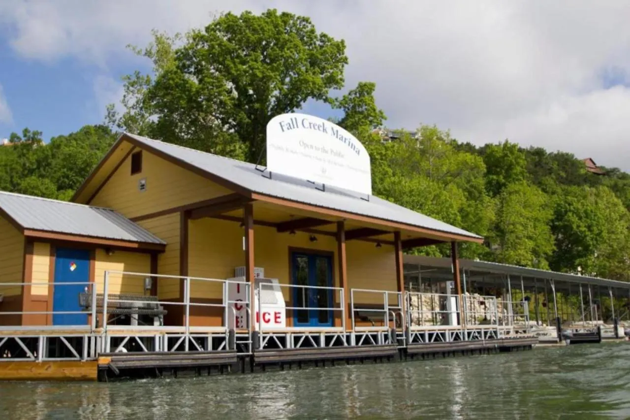 Diamond - The At Fall Creek - 2bd Holiday home Branson
