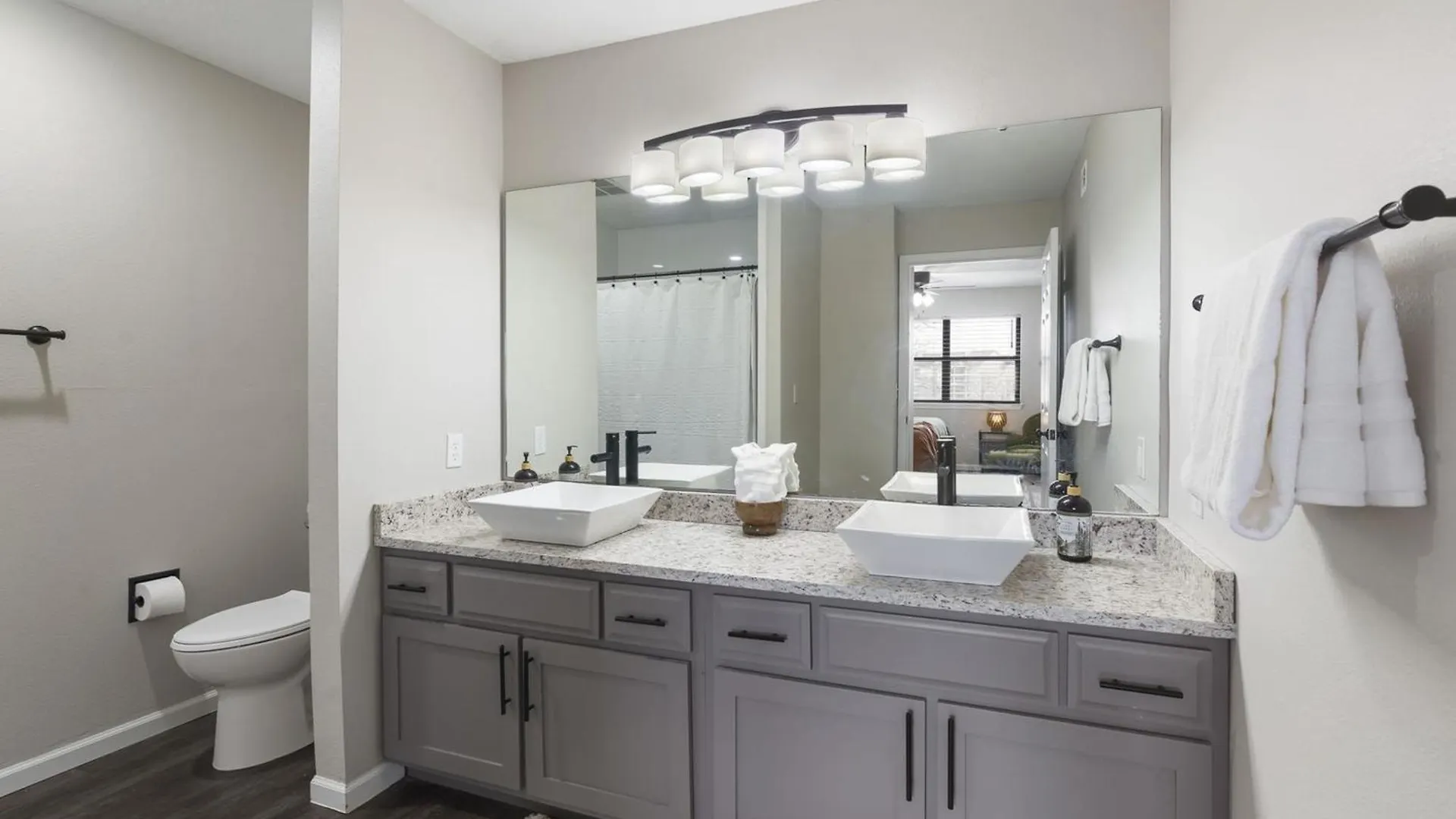 Pointe Royale Silver Linings Apartment *