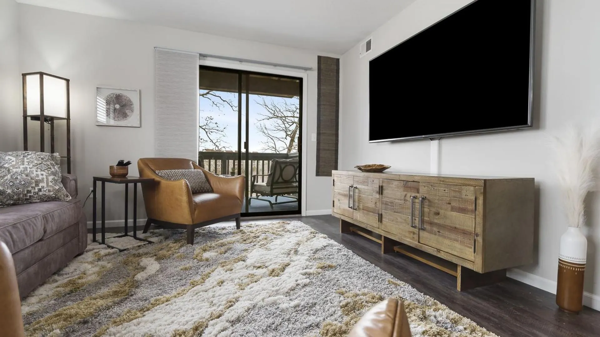 Pointe Royale Silver Linings Apartment Branson
