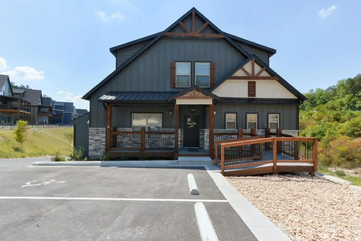 Holiday home Journey's Remedy -lake View Sleeps 30 Branson