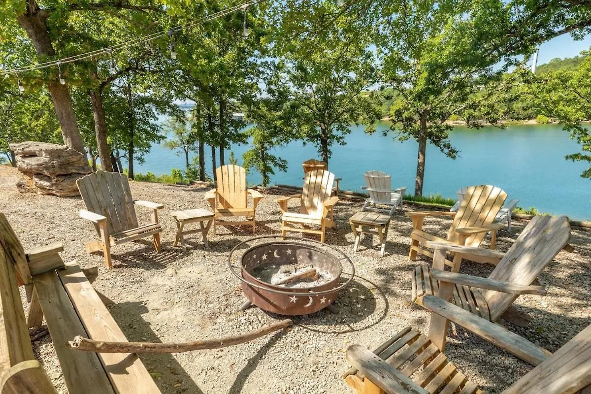 Artilla Cove 2 - Views - Outdoor Pool * Branson