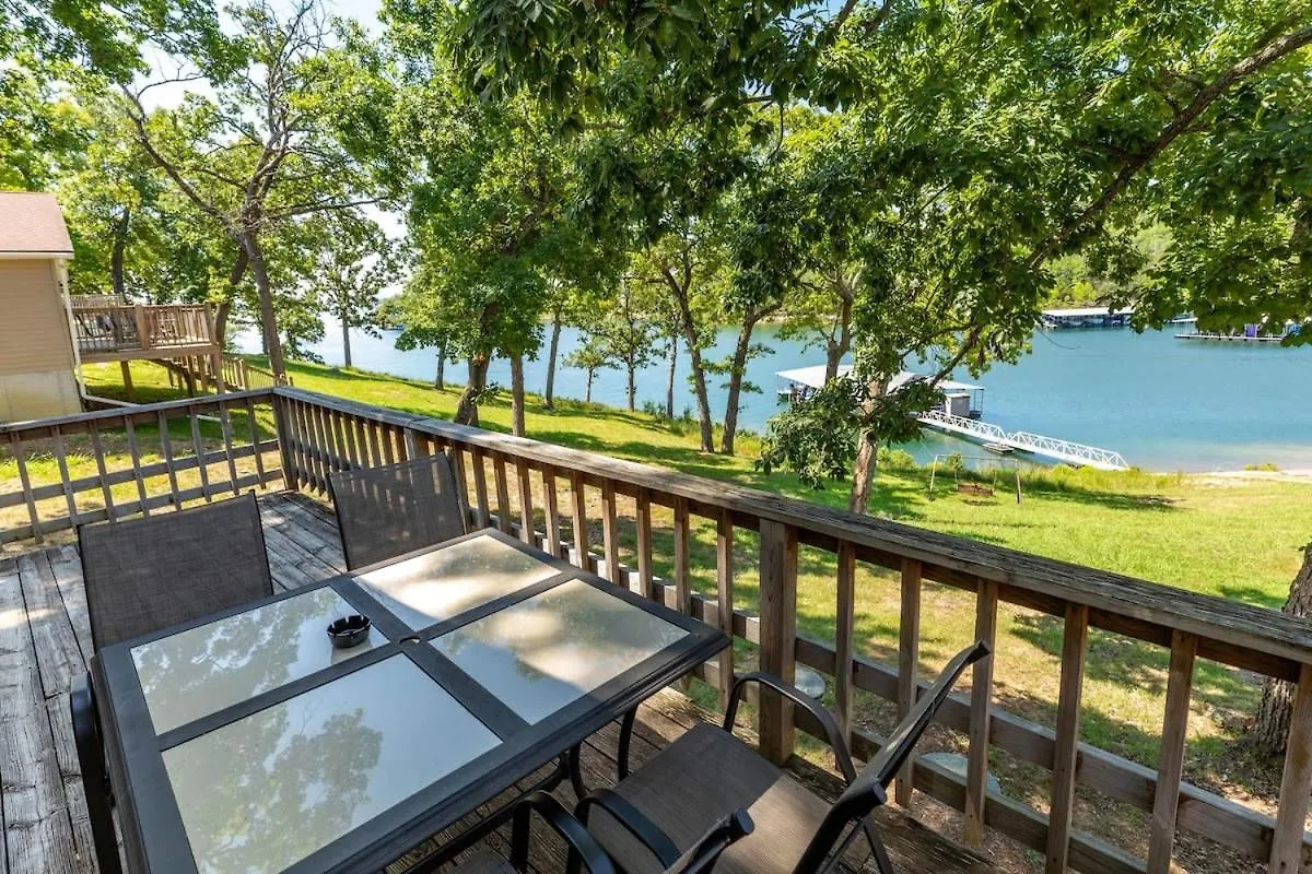 Artilla Cove 2 - Views - Outdoor Pool Holiday home