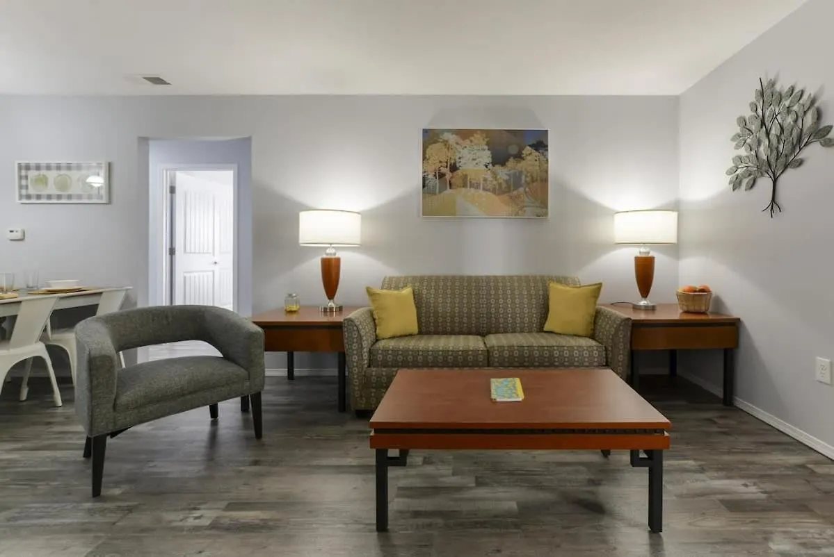 Lemondrop - No Stairs Holiday home Branson