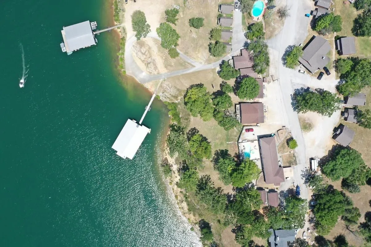 Holiday home Artilla Cove 10- Views- Pool & Hot Tub Branson