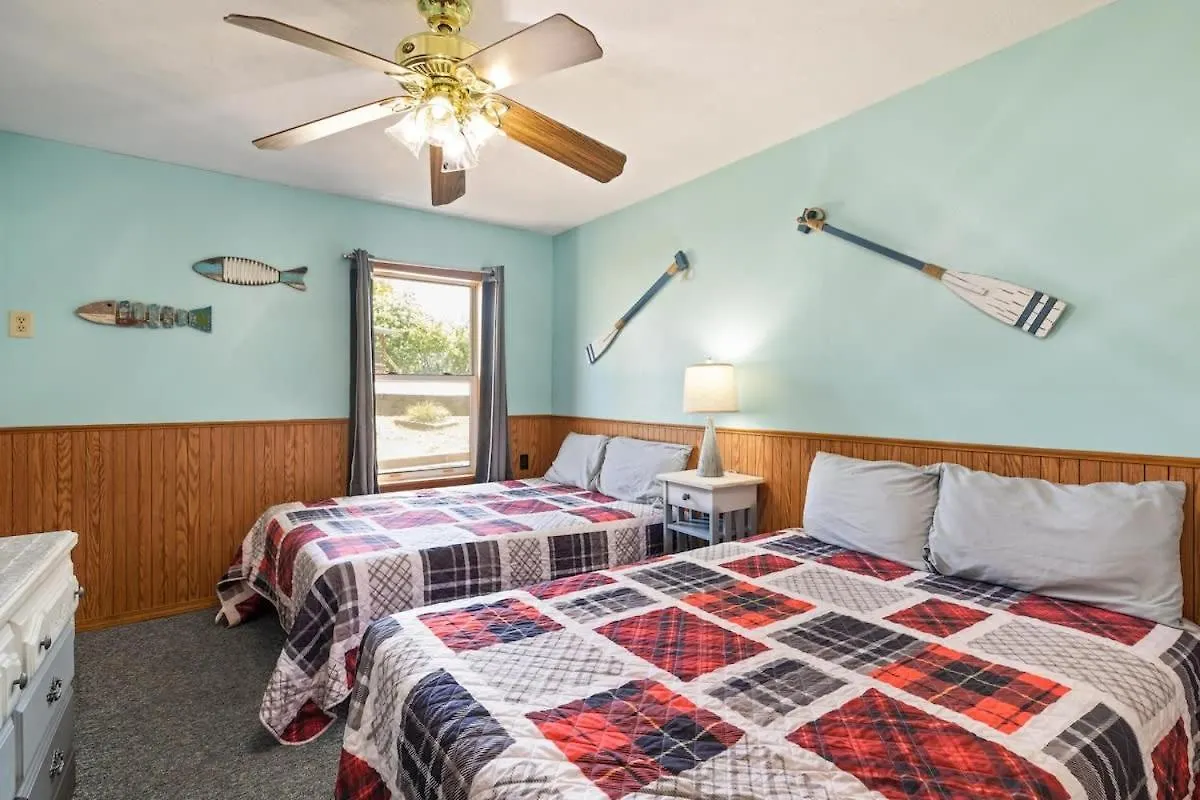 Artilla Cove 1- Lakeside - Pool & Hot Tub Holiday home Branson