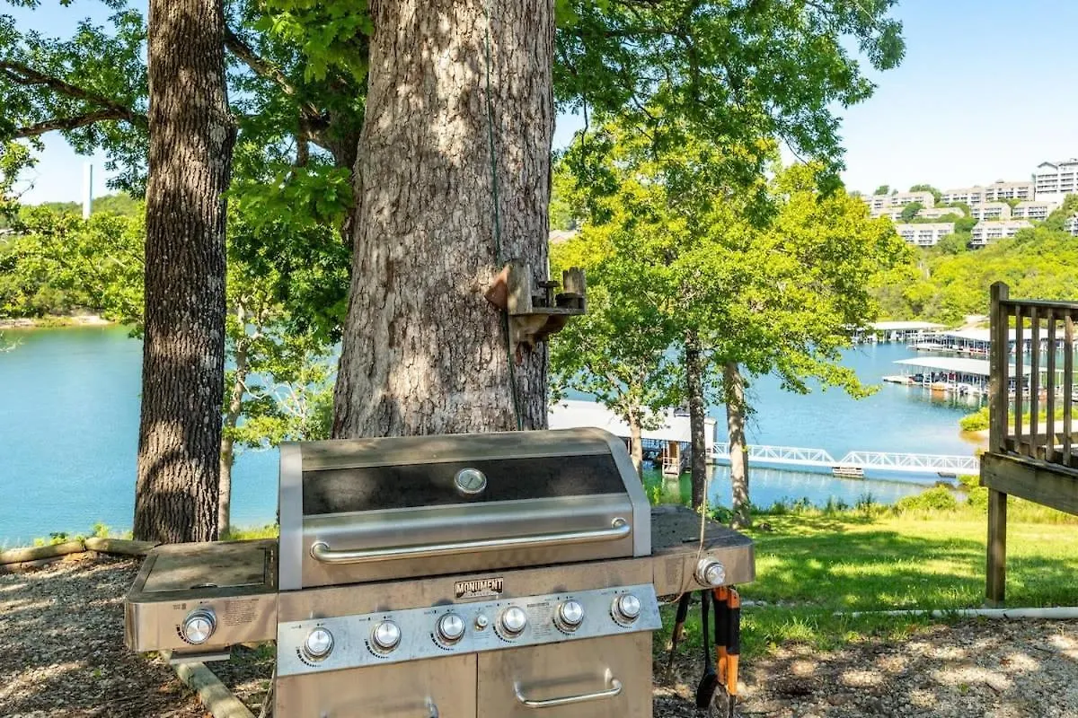 Artilla Cove 7- Views- Pool & Hot Tub Holiday home Branson