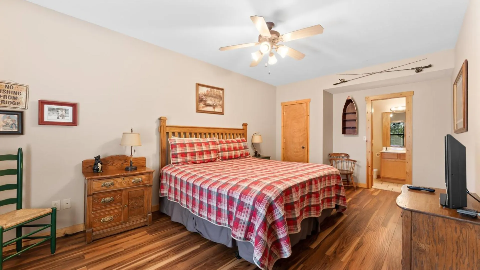 Lodge Ozarks Oasis