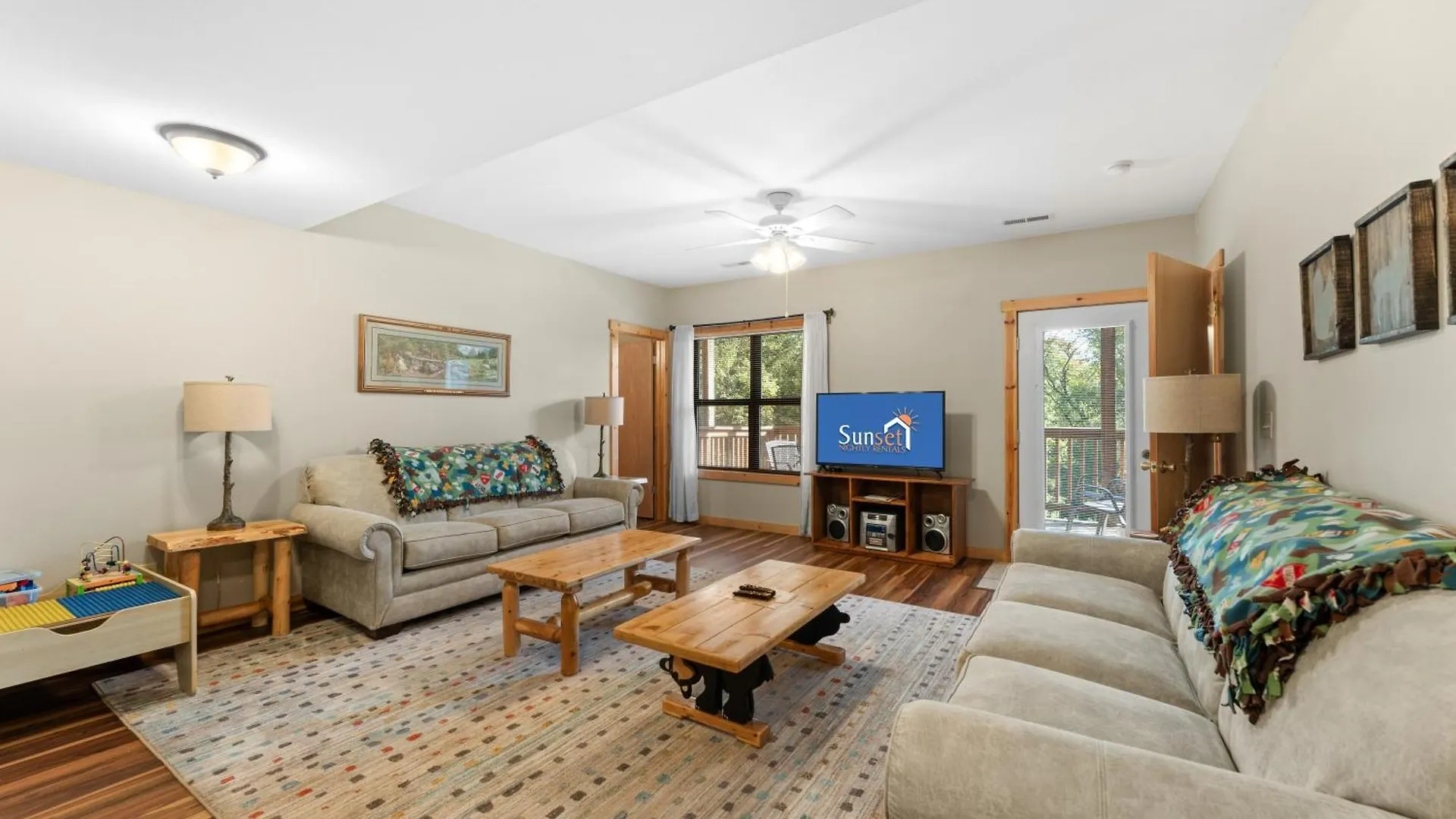 Ozarks Oasis Lodge *