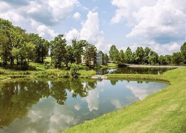 Carefree Getaways Apartment Branson