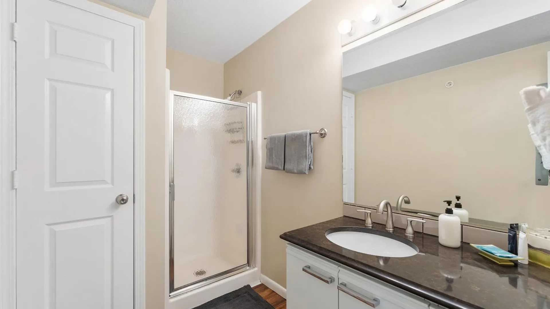 Serenity Now Apartman *
