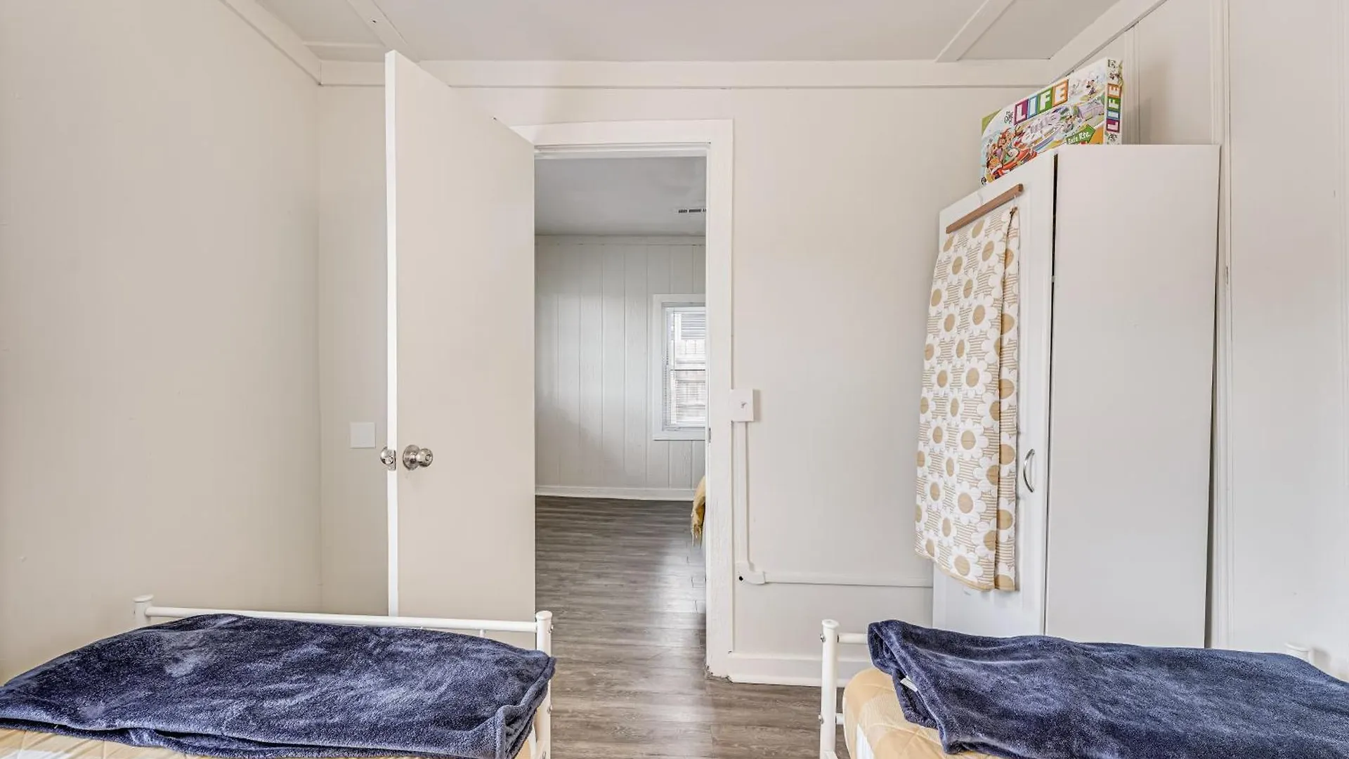 Walk To Dtwn Pet-friendly Home! *