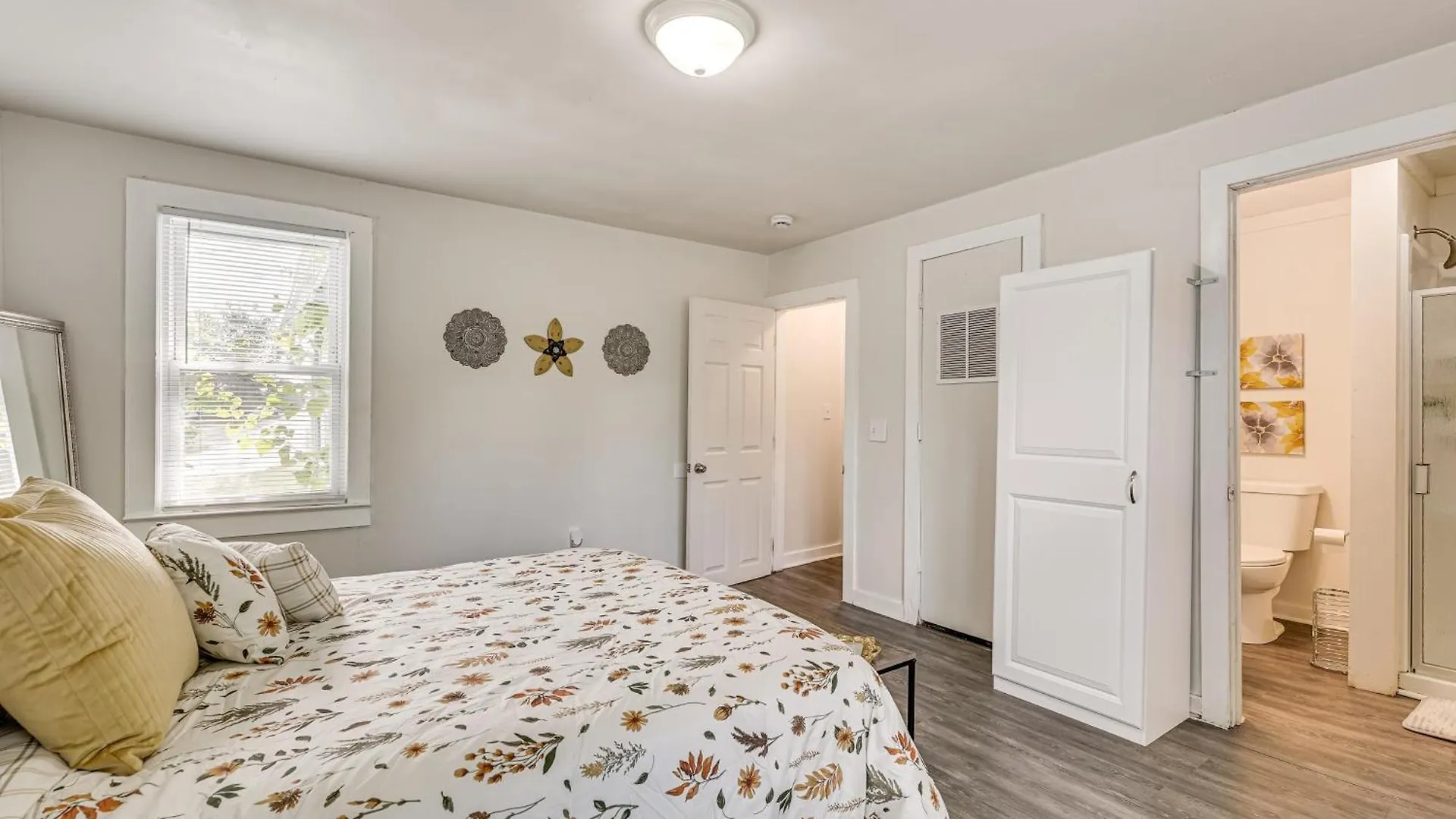 Walk To Dtwn Pet-friendly Home! Holiday home Branson