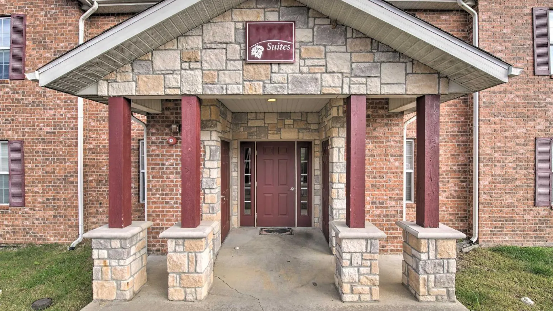 Apartman With Pool - 5 Mi To Marvel Cave!