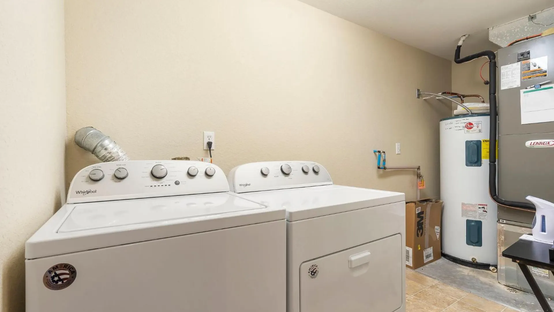 Taneycomo Upgraded Luxurious, Free Daily Fun, Adirondack Lodge, Beautiful Views! Free Sdc Tickets Holiday home