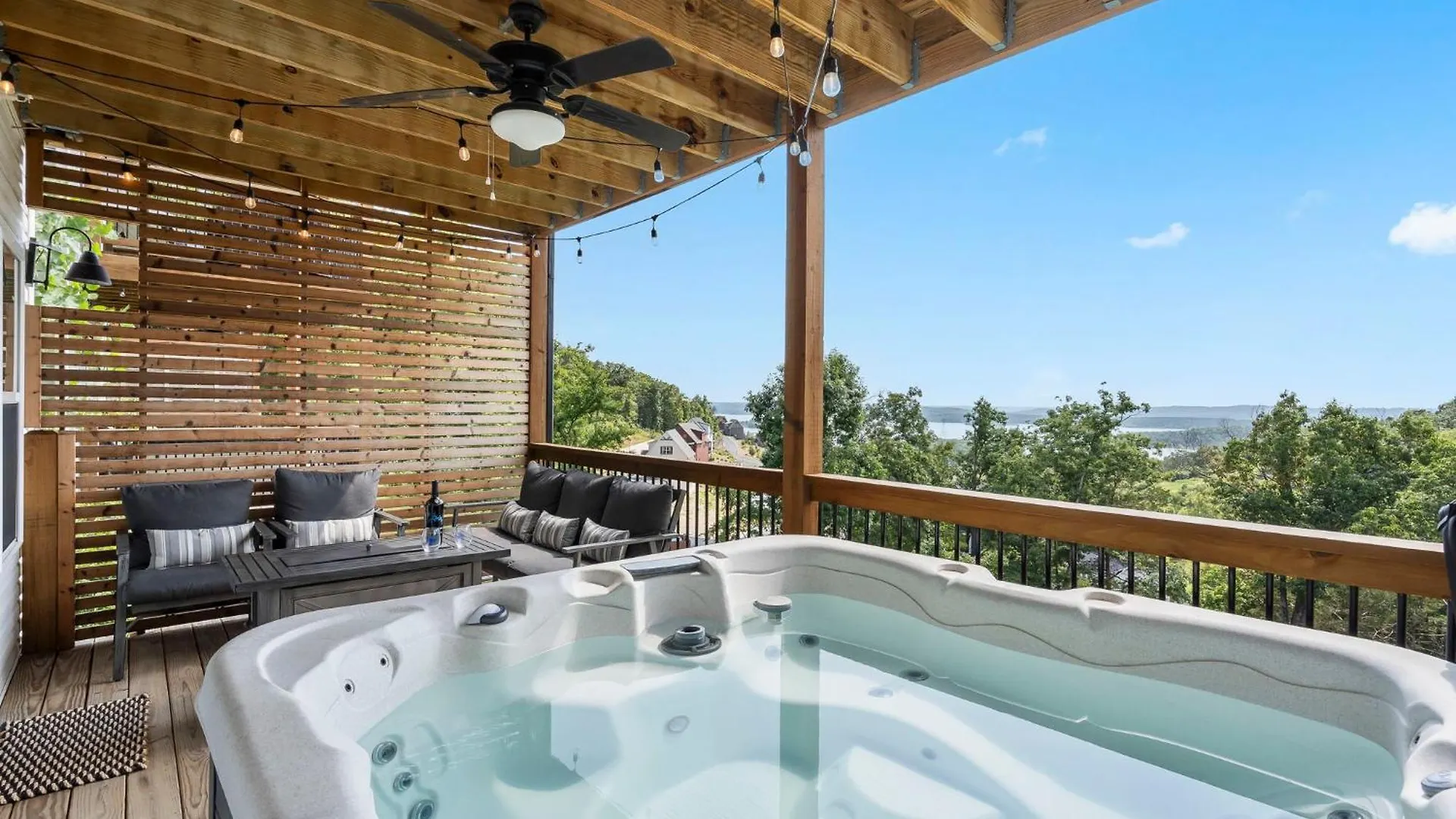 Holiday home Breathtaking Views-dog Friendly-$400 Of Free Tickets-high End Decor *