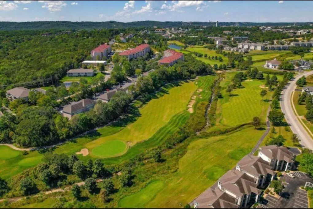 Lounging On The Links Thousand Hills 公寓 布蘭森