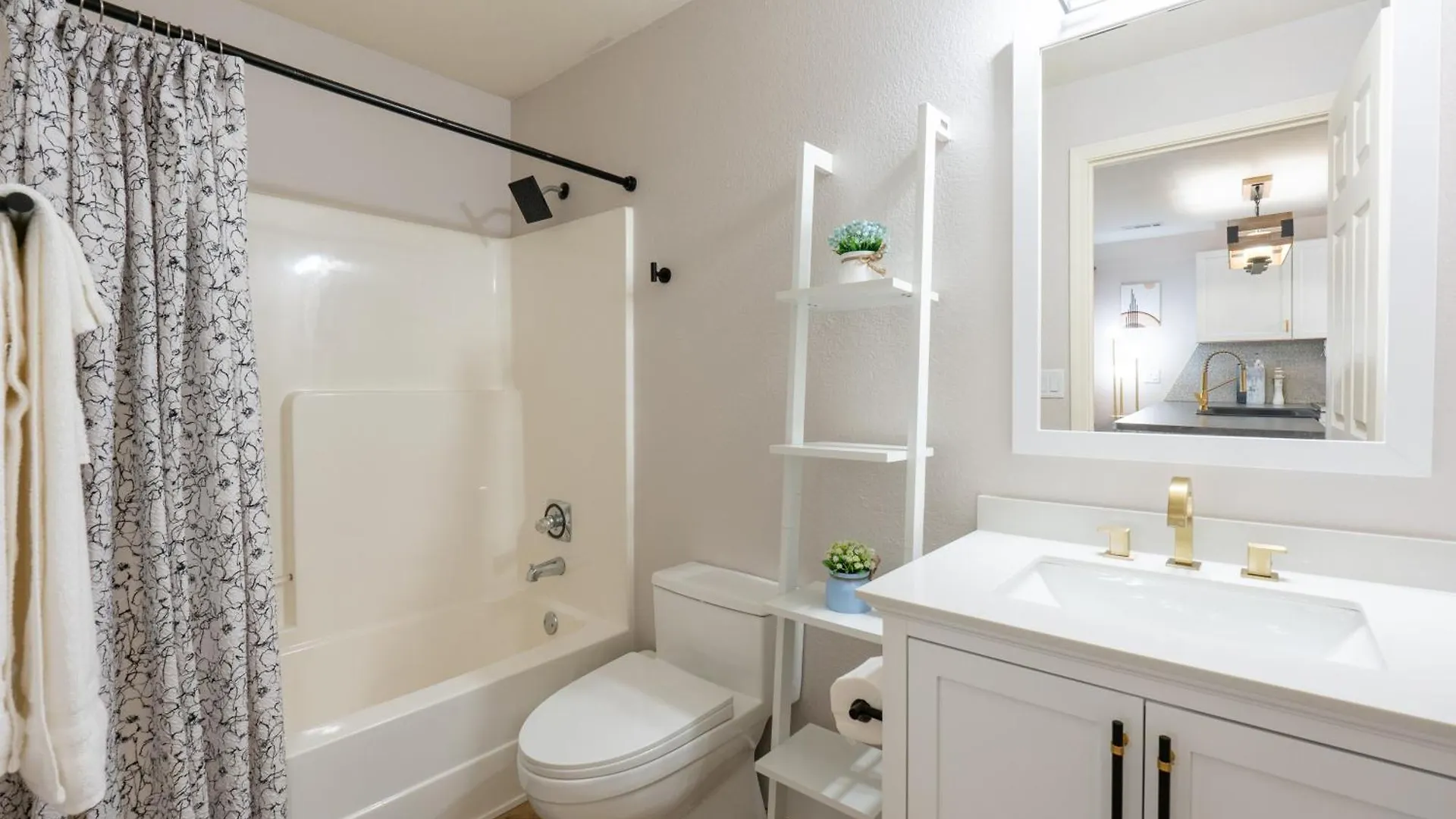 Walk-in - Pond View - Golf Nearby - Close To 76 Strip - Free Attraction Tickets - Gs34-15 *