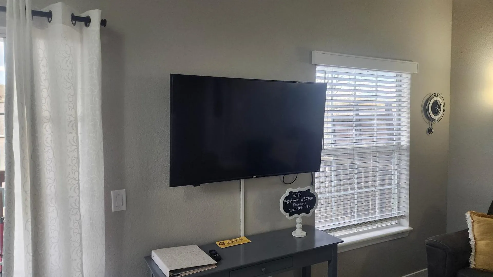 Apartment 2br Cozy - Centrally Located - Free Tickets Included - Fc 53-5