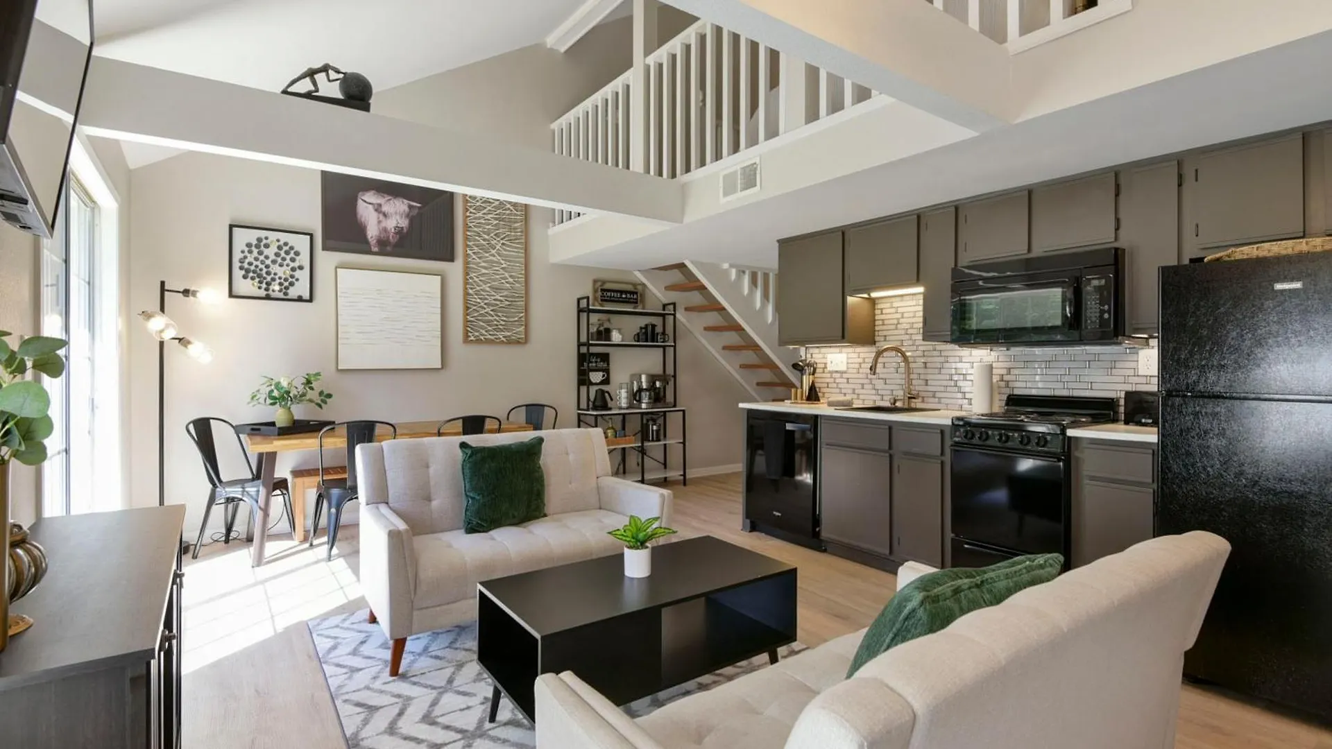 Apartment Tee Time Fairway View And Coffee Bar With Loft