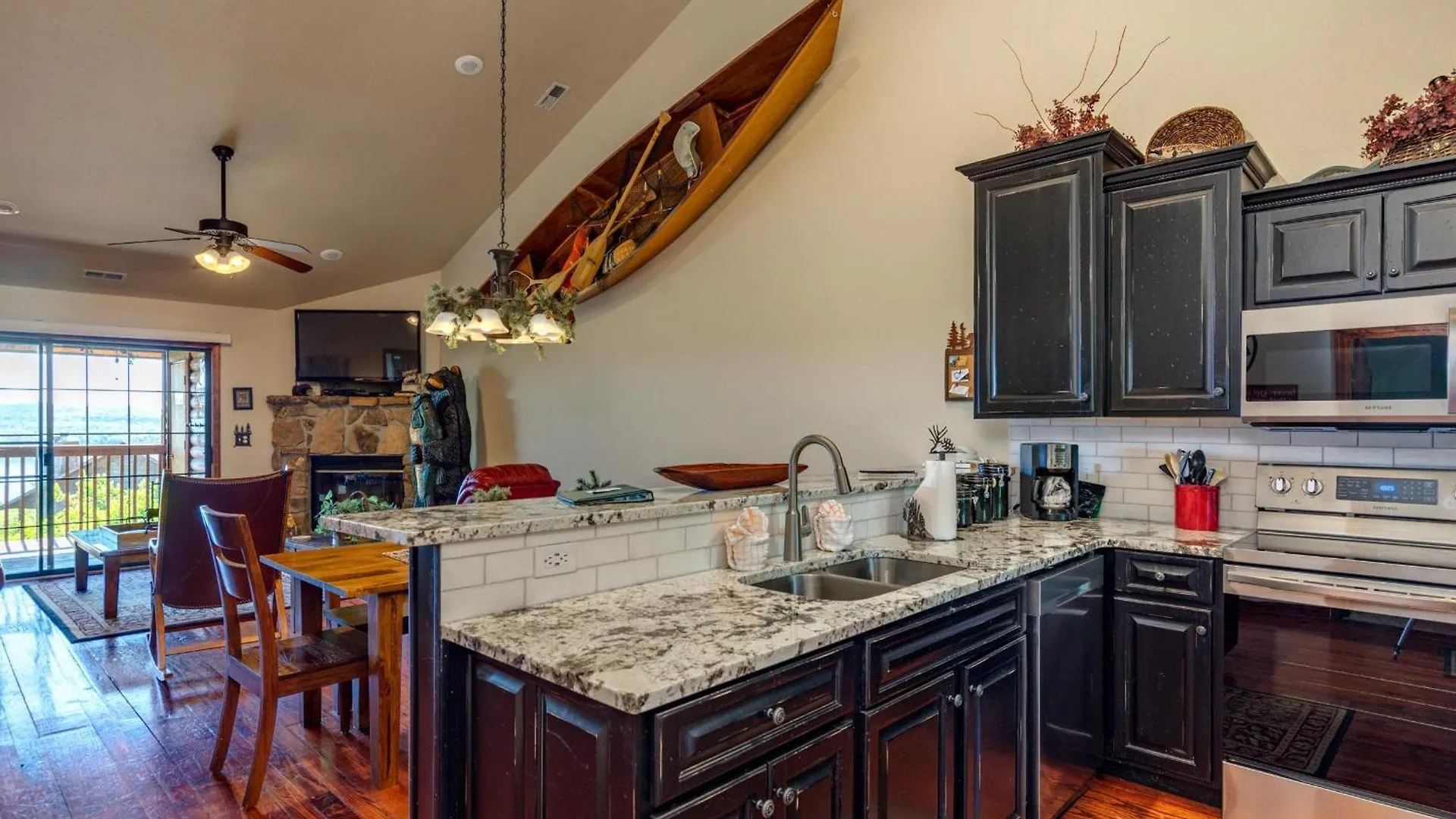 2br Village At Indian Point 2010 Near Sdc - Free Tickets Daily Up To $500