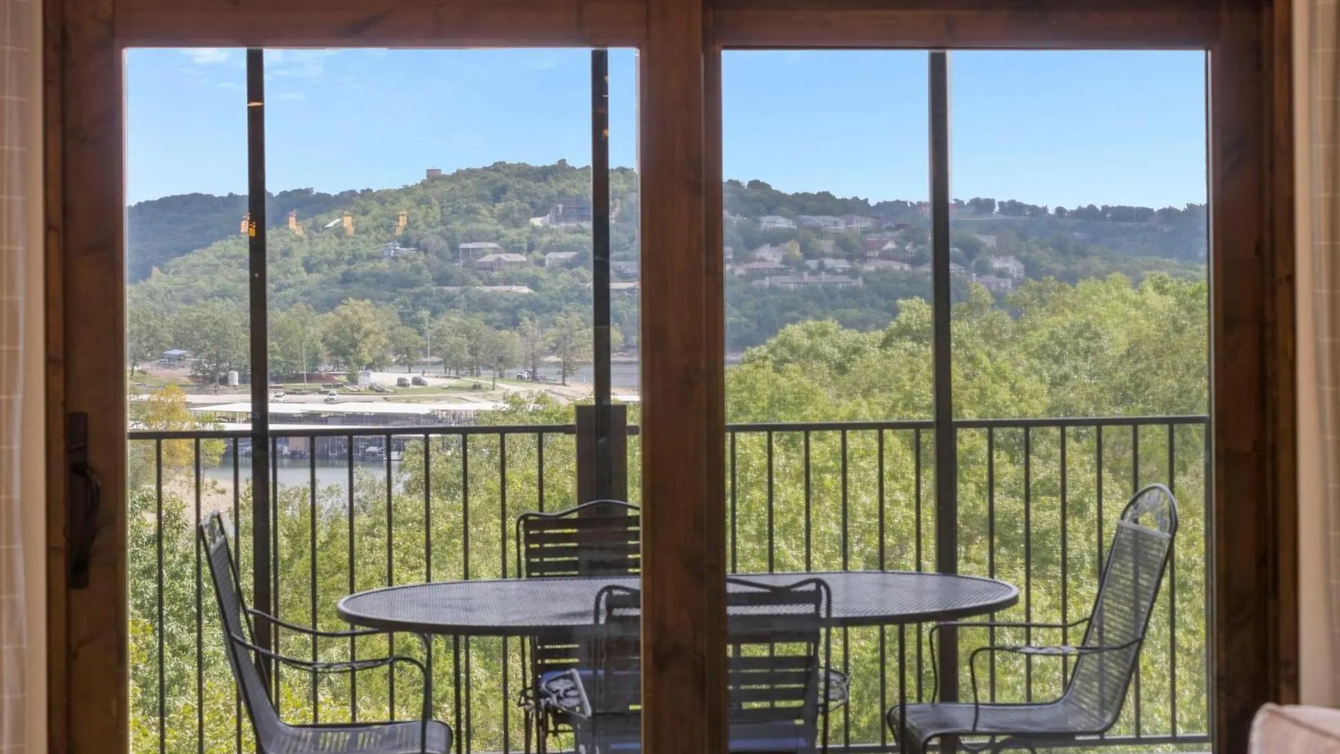 Holiday home 3br Village At Indian Point 1403 Near Sdc - Free Tickets Daily Up To $500 Branson