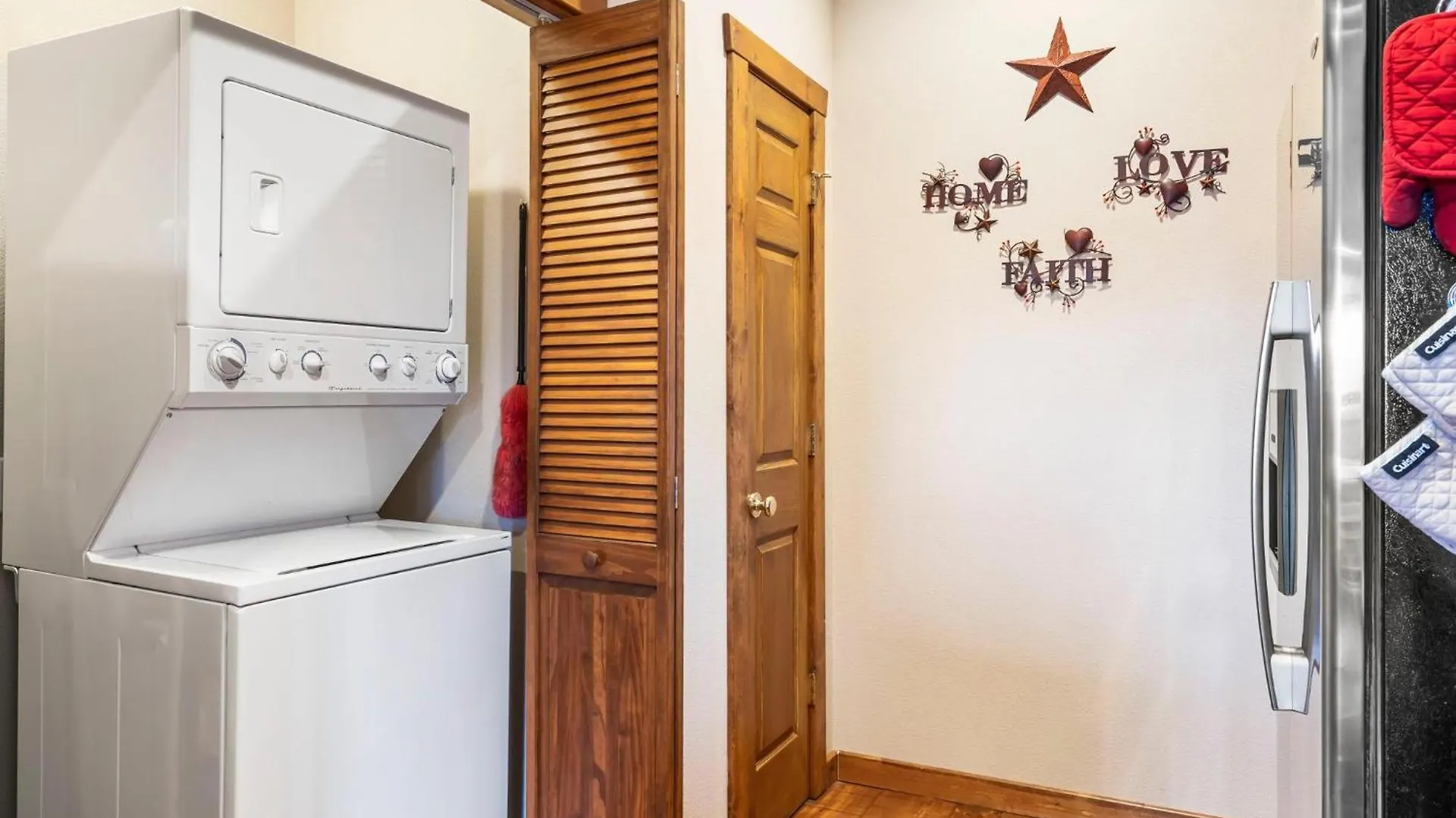 2br Village At Indian Point 1605 Near Sdc - Free Tickets Daily Up To $500 Holiday home Branson