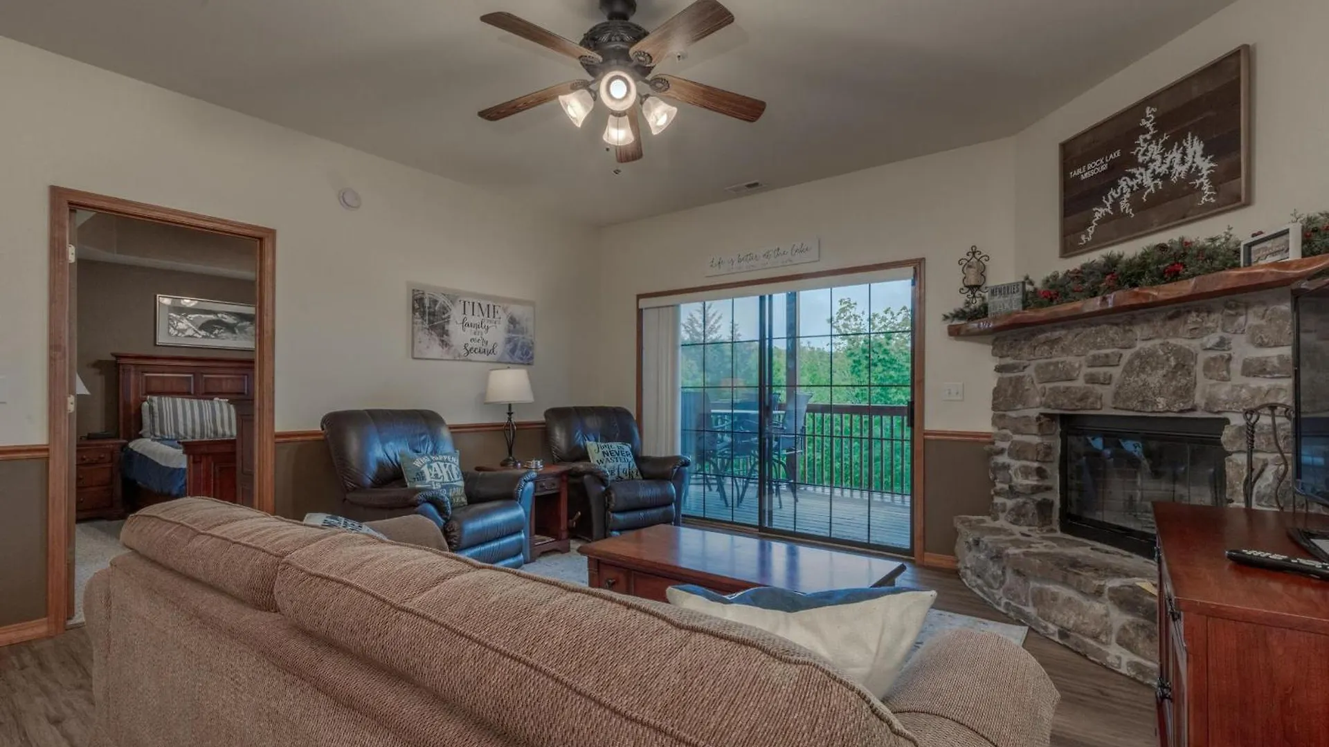 2br Village At Indian Point 1702 Next To Sdc- Free Tickets Daily Up To $500 * Branson