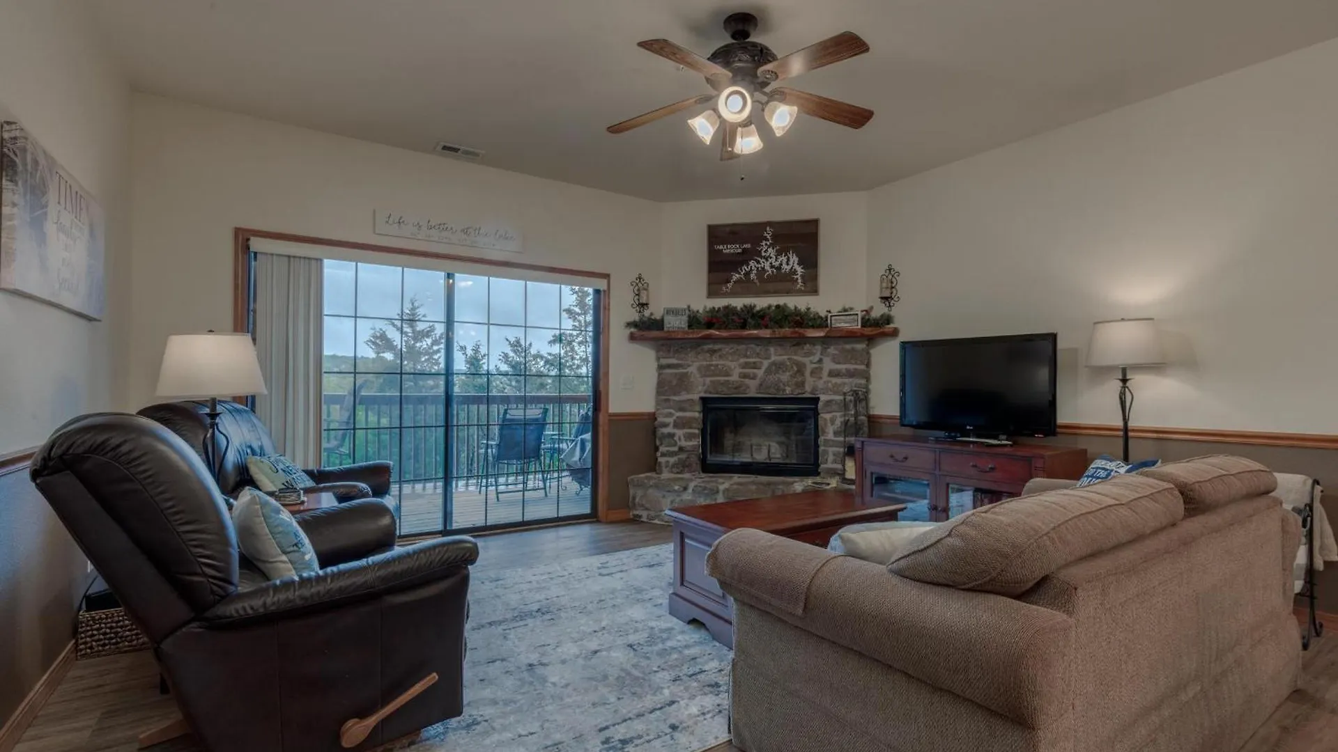 2br Village At Indian Point 1702 Next To Sdc- Free Tickets Daily Up To $500 Nyaraló Branson