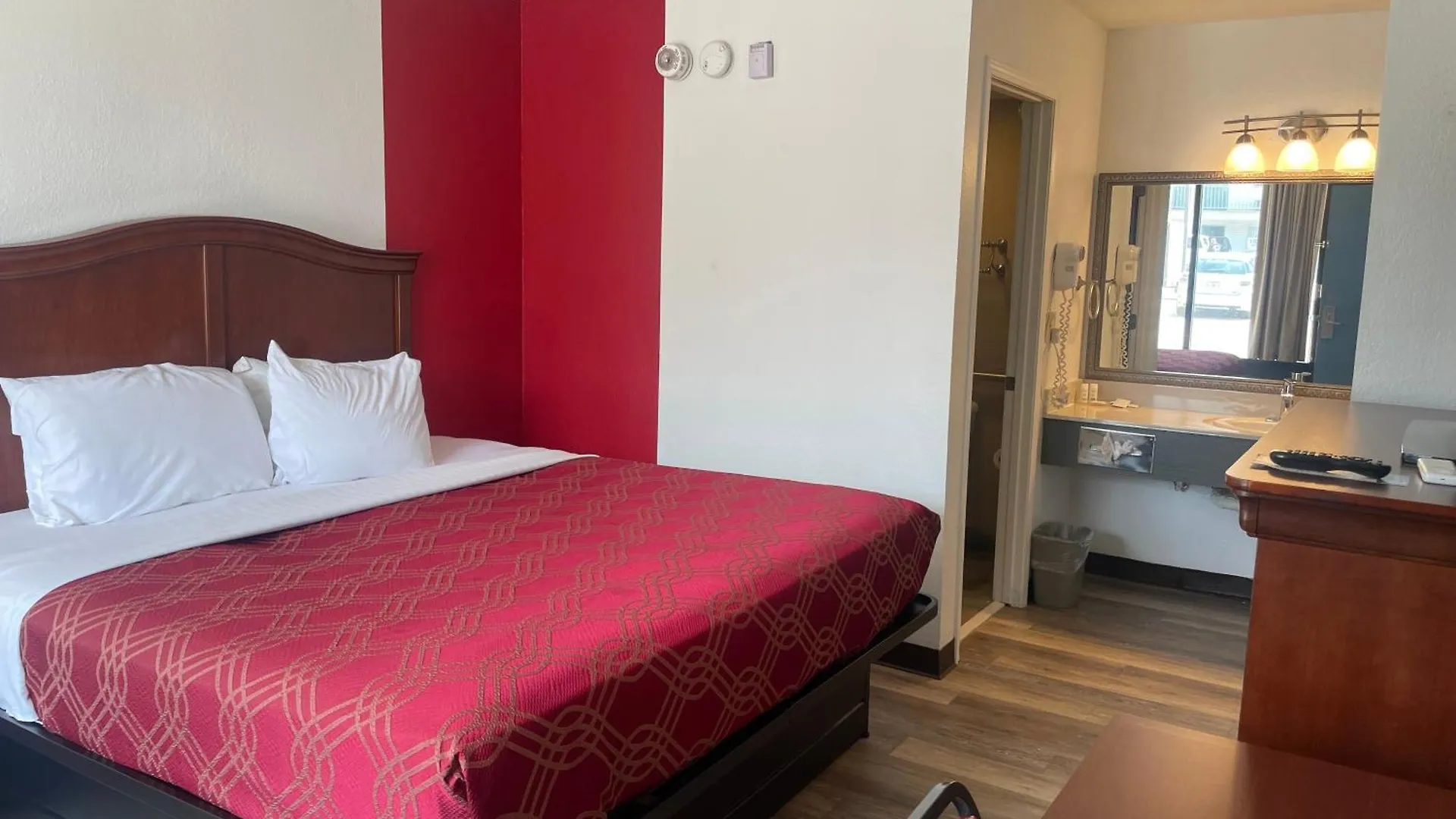 Hotel Ramada By Wyndham Theatre District