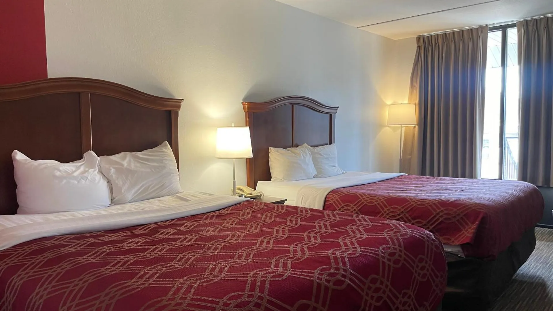 Ramada By Wyndham Theatre District * Branson