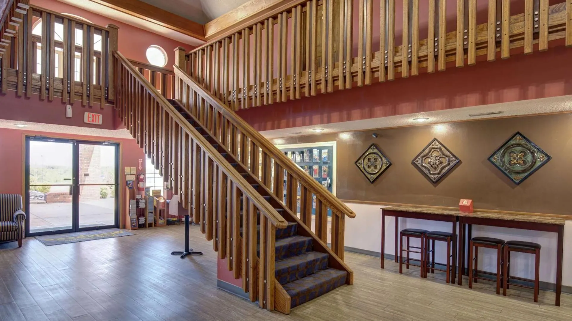 Ramada By Wyndham Theatre District Hotel Branson