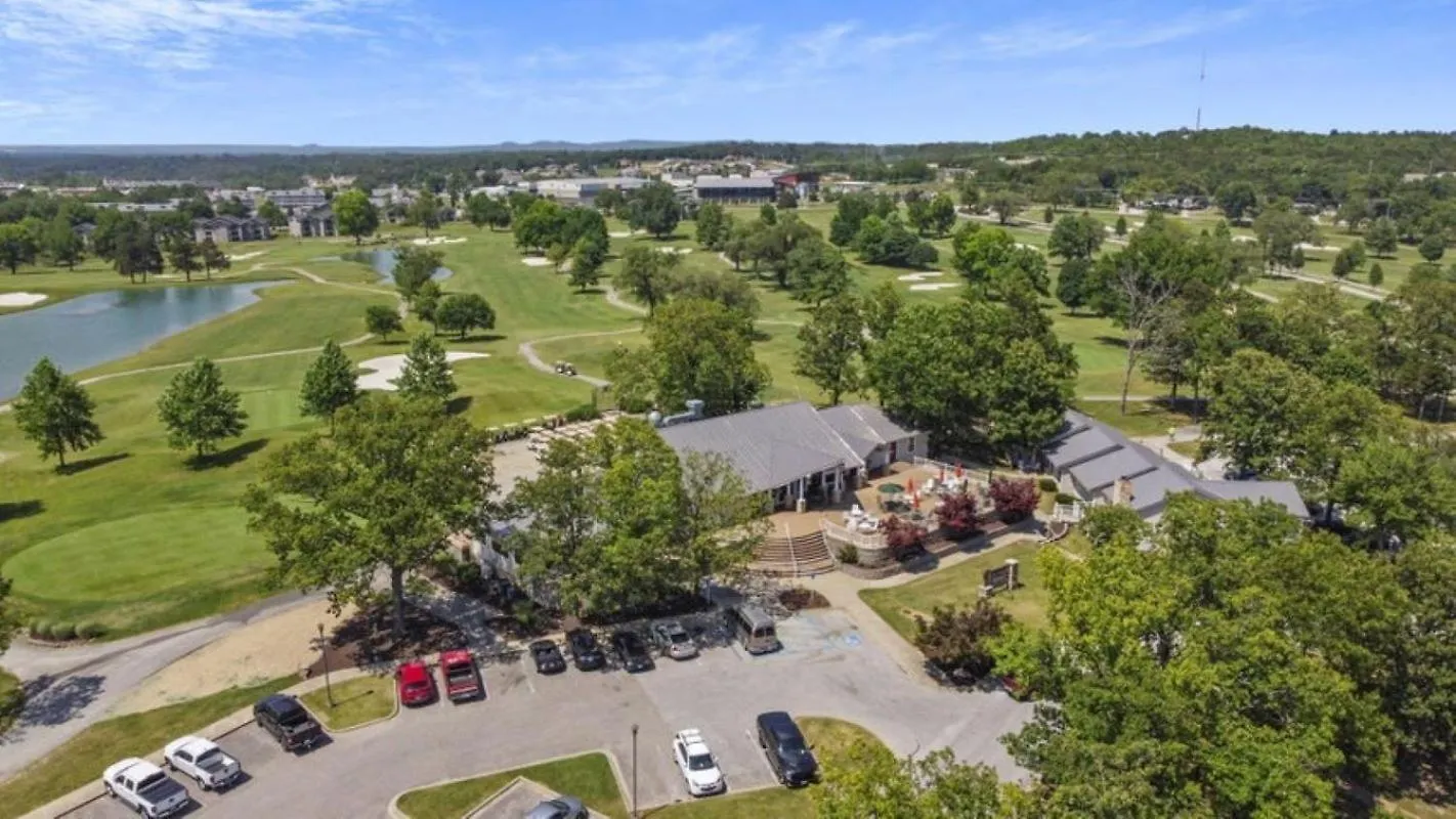 Luxurious At Hills - Beautifully Updated And Affordable - Family Amenities - No Steps Branson