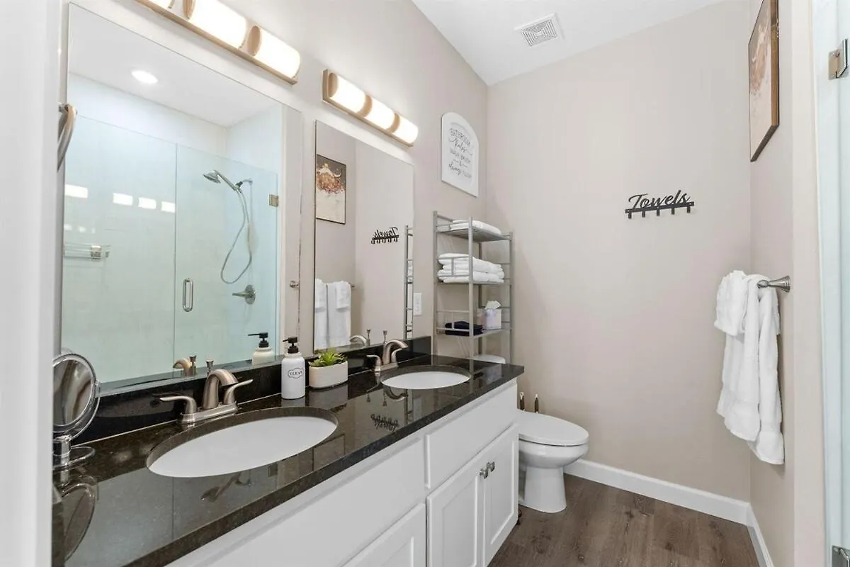 Apartment Spring Special No Dog Fee New Listing No Steps King Beds Branson