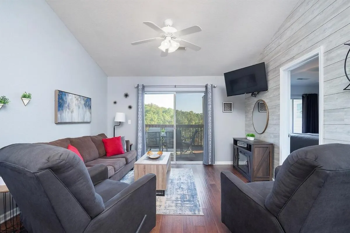 Spring Break Special! By Sdc, Deck, View, 20-5 Apartment Branson