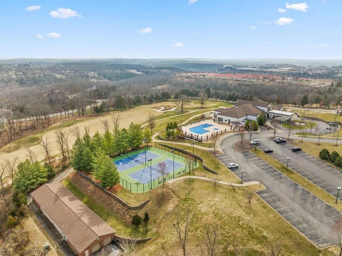 The Grand Retreat At Hills Holiday home Branson