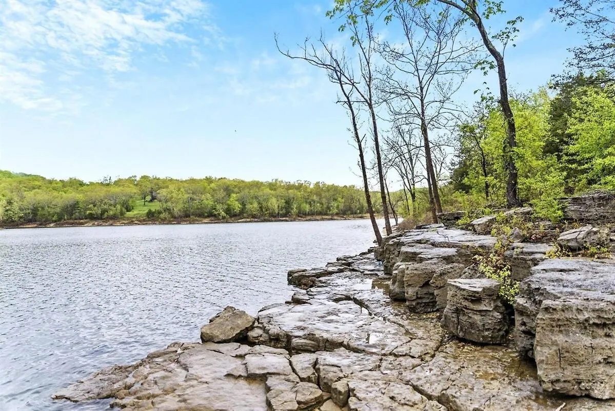 Apartment Spring Break Special! No Stairs, View, Sdc, 8-4 Branson