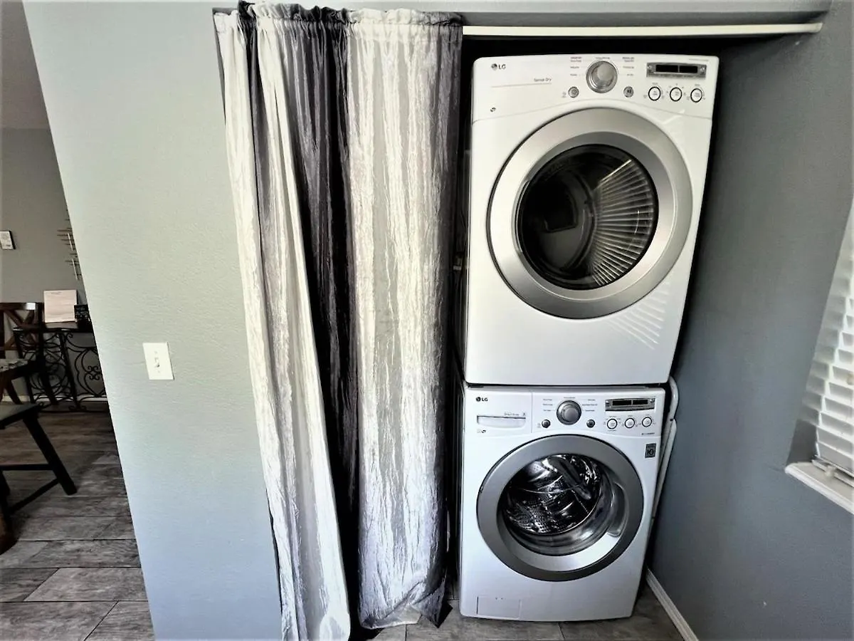 Apartment Spring Break Special! No Stairs, By Sdc, Deck 39-3 *