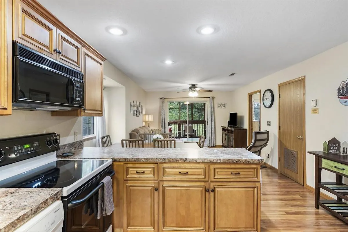 Spring Break Special! Screened Porch By Sdc 26-1 * Branson