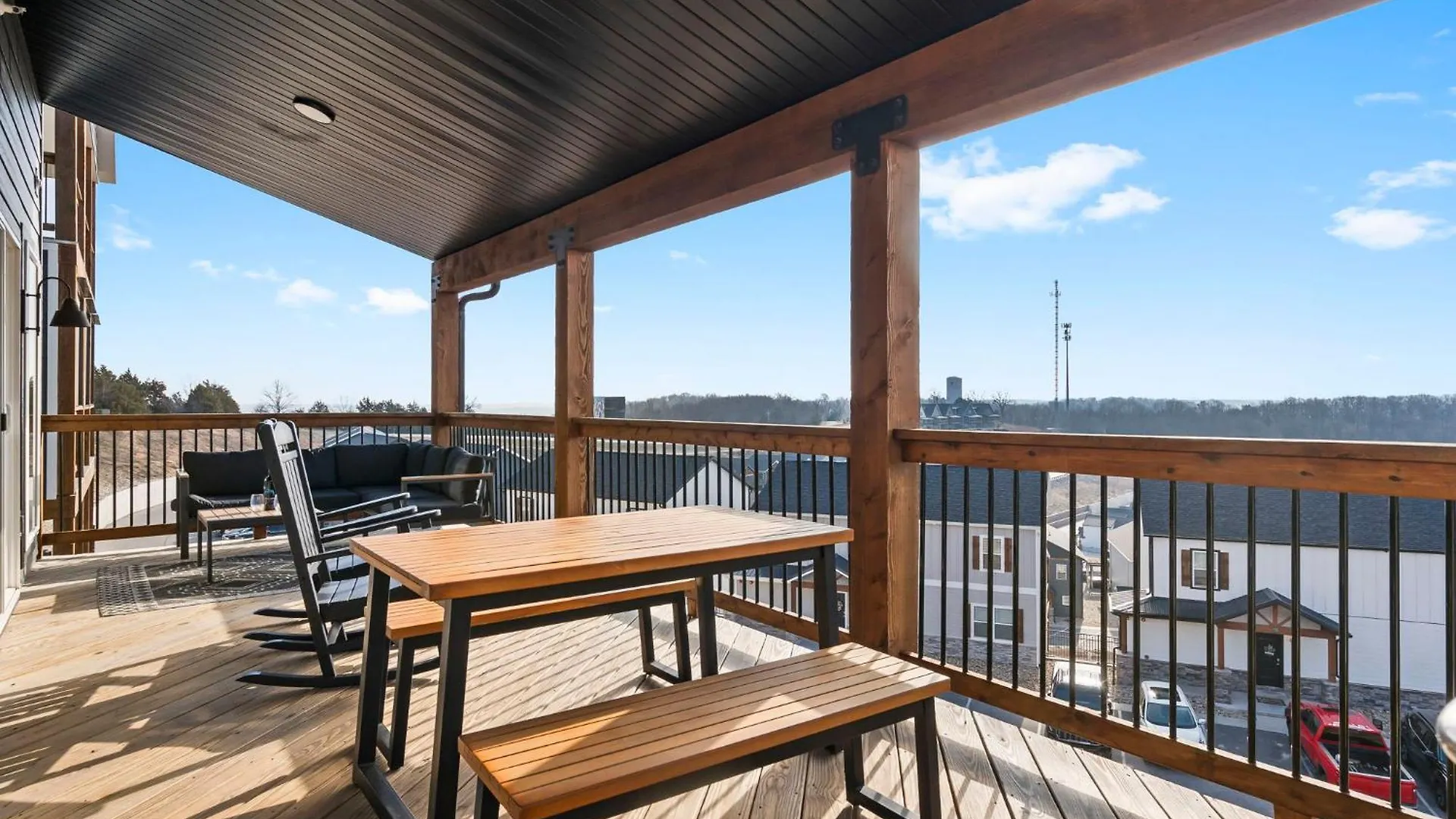 Pvt Outdoor Pool-multiple Arcades-pvt Hot Tub-free Attraction Tickets-firepit-lake View Holiday home *