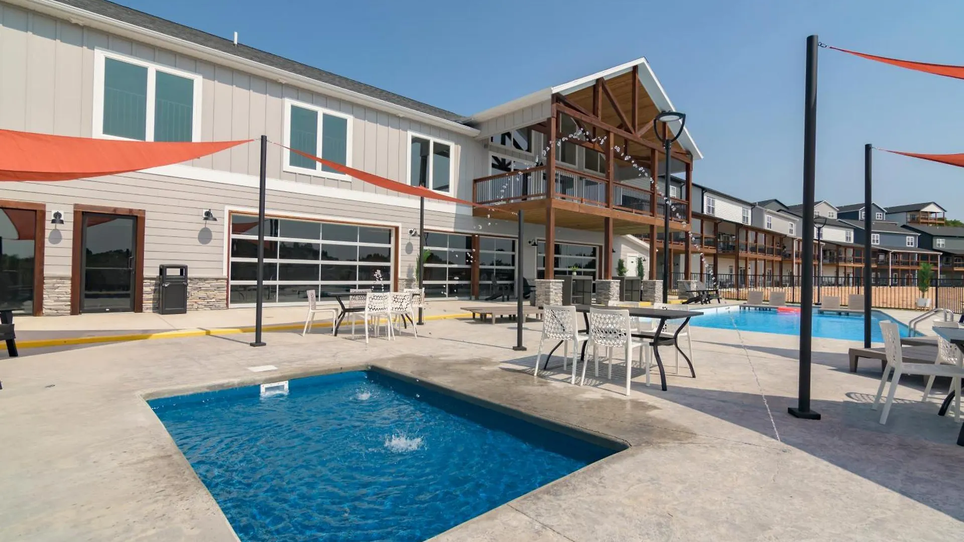 Pvt Outdoor Pool-multiple Arcades-pvt Hot Tub-free Attraction Tickets-firepit-lake View * Branson
