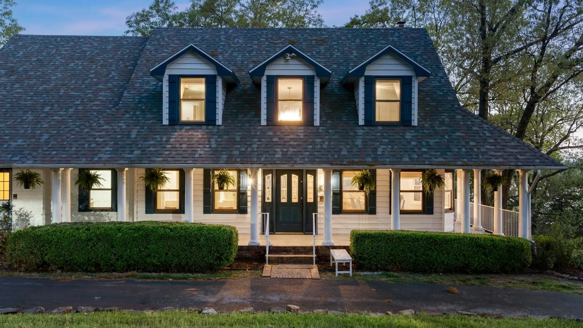 Holiday home Tablerock Views, Private Outdoor Pool, Karaoke/games-2 Kitchens! Secluded On A Few Acres! Branson