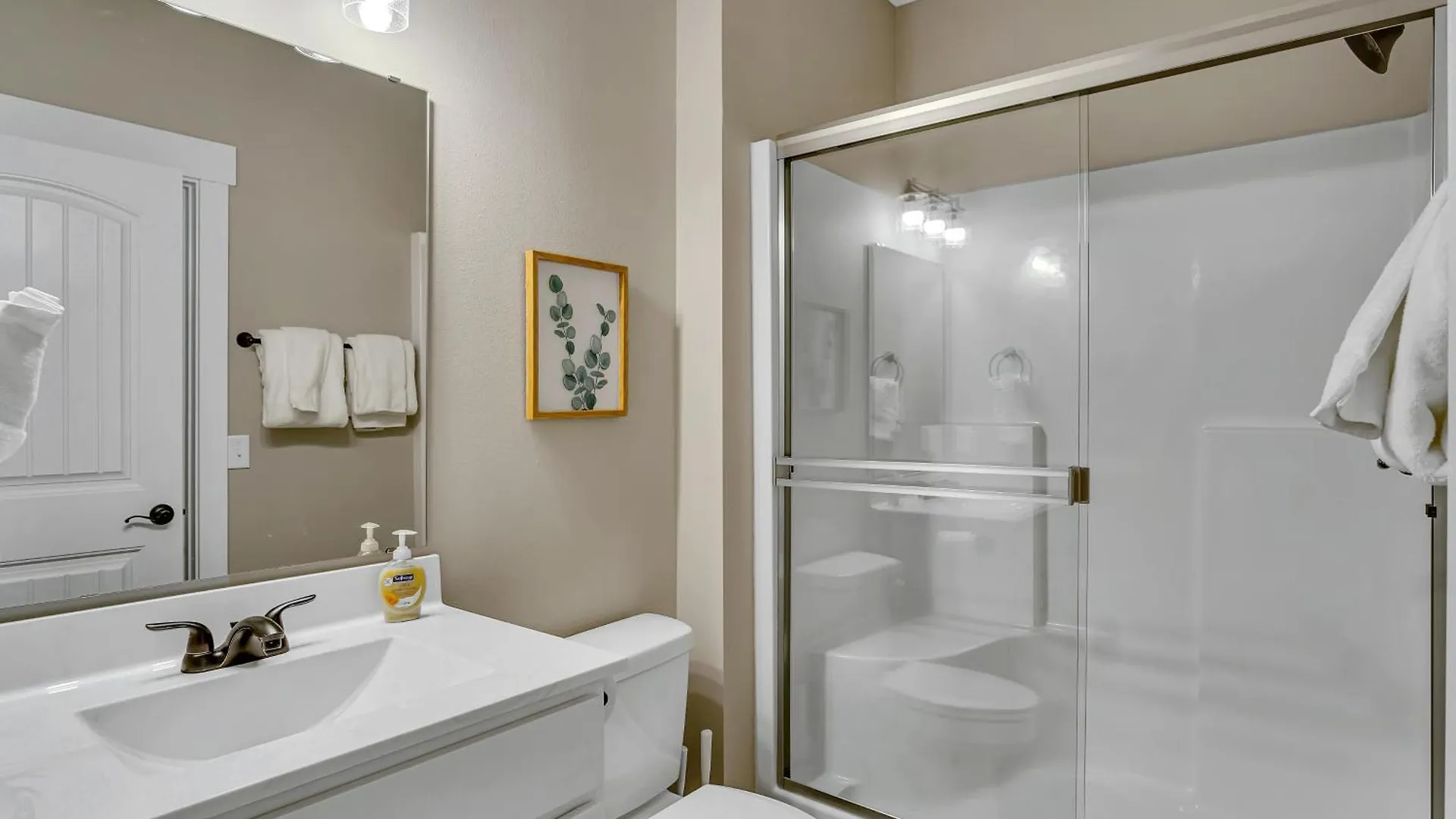 Modern Costal 3 Bedroom * Branson