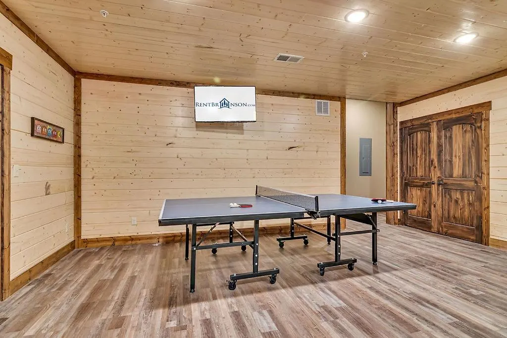 Pvt Indoor Pool-basketball Court-theatre & Hot Tub-games-sleeps 46-table Rock View-free Tickets Holiday home Branson