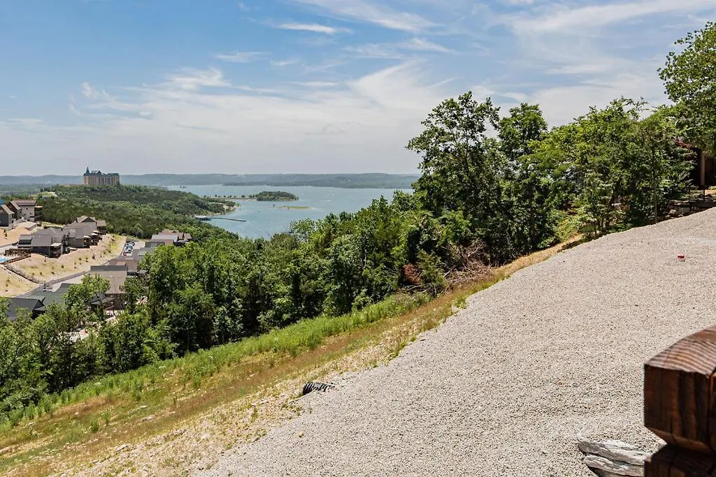 Pvt Indoor Pool-basketball Court-theatre & Hot Tub-games-sleeps 46-table Rock View-free Tickets *