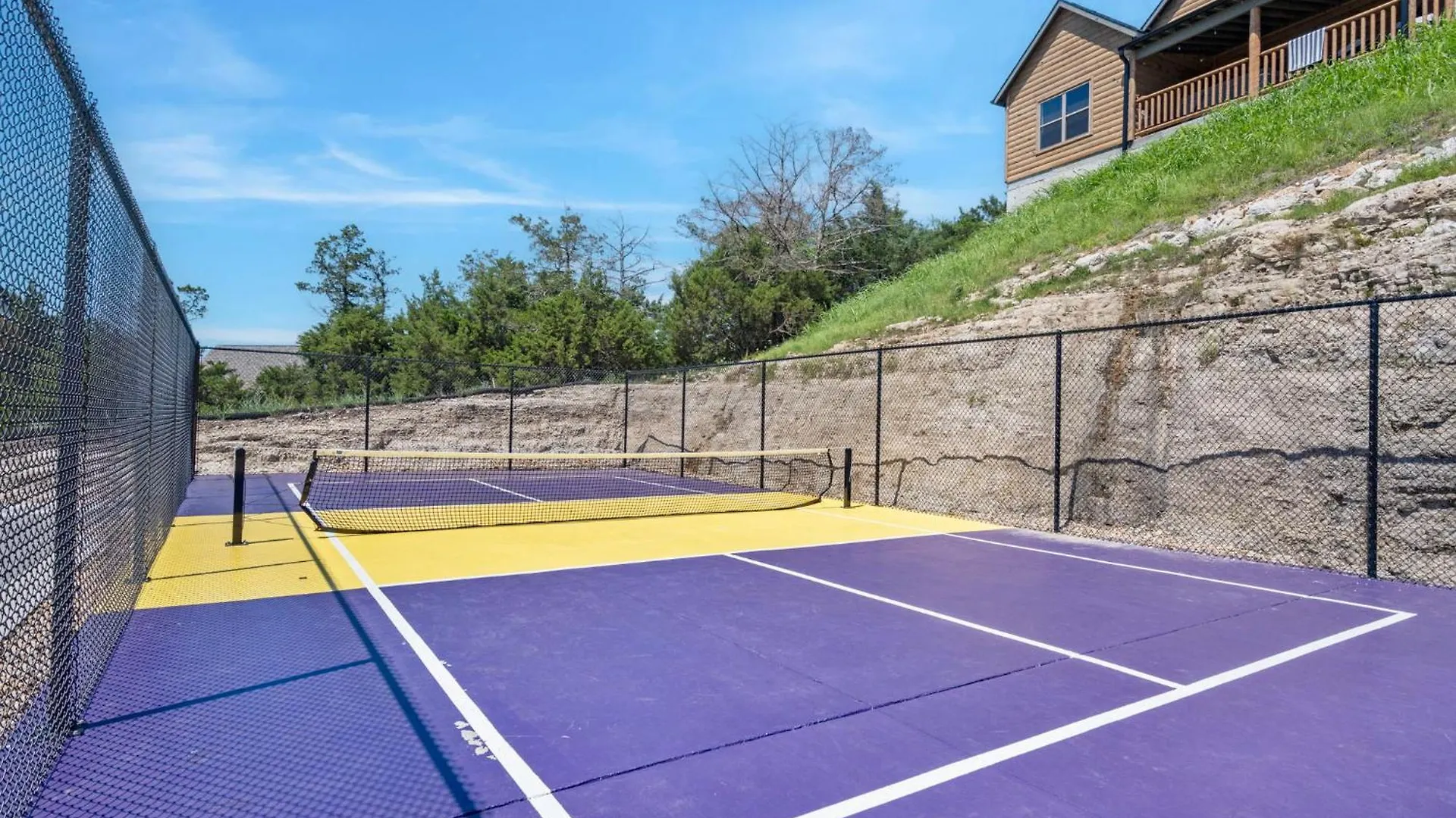 New Log With Ozark Sunset Views, $400 Daily Activities Included, Pickleball Branson