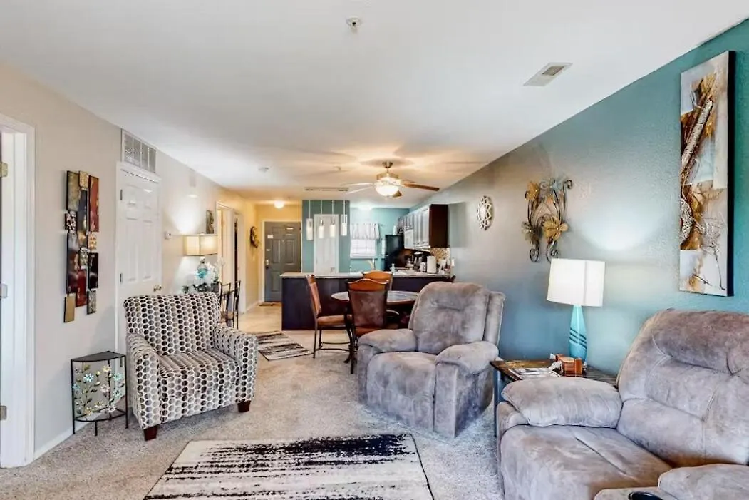 Fall Creek 34-7, Screened Porch, Pet Friendly, Great Location Apartment Branson