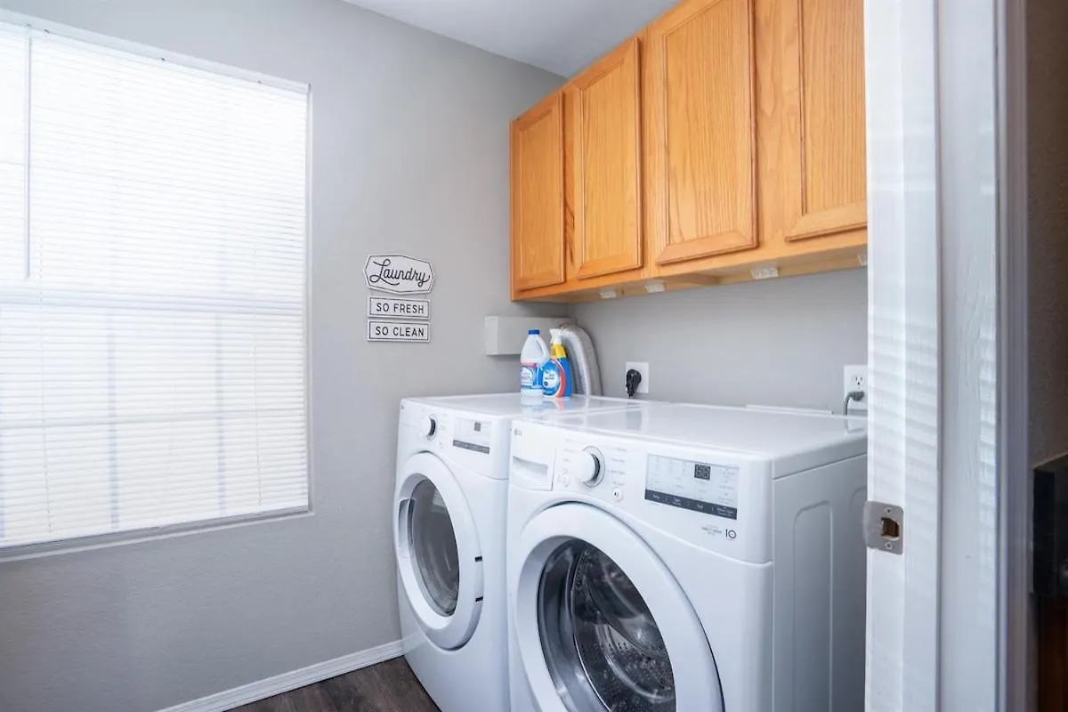 Spring Break Special! Between Strip & Sdc, 2903-6 Apartment Branson