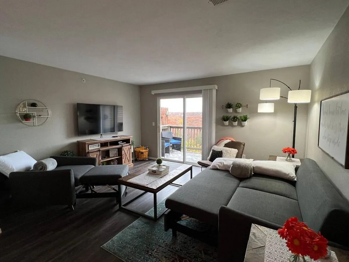 Spring Break Special! Between Strip & Sdc, 2903-6 Apartment