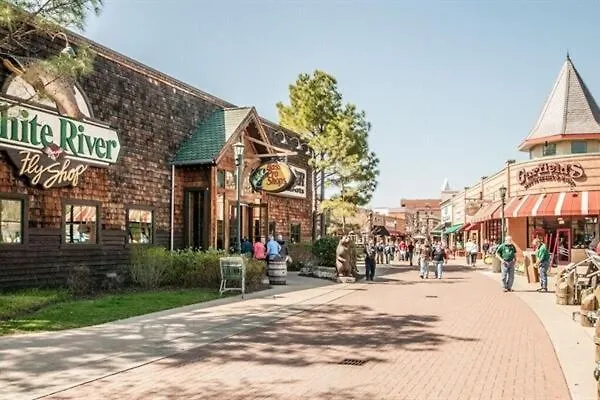 Apartment Spring Break Special! Between Strip & Sdc, 2903-6 Branson