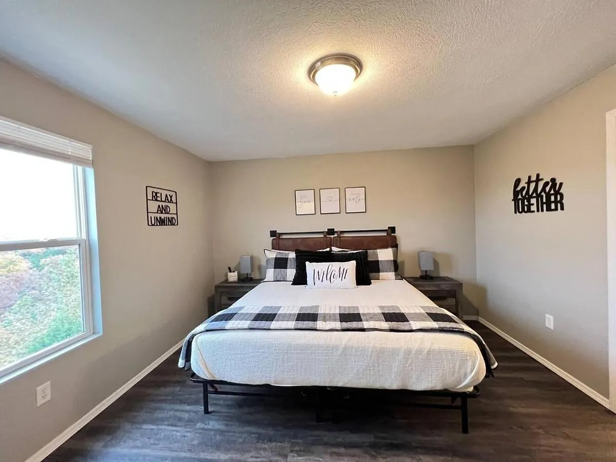Spring Break Special! Between Strip & Sdc, 2903-6 * Branson